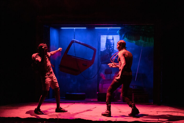 TROPIQUE DE LA VIOLENCE texte Natacha Appanah mise en scene Alexandre Zeff au theatre de la Cite Internationale
Avec : Mia Delmae, Thomas Durand, Koffi Kwahule, Mexianu Medenou, Alexis Tieno