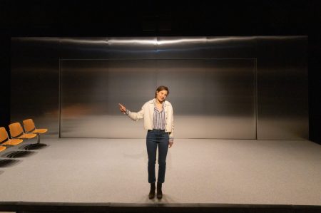 Girls and Boys texte de Dennis Kelly, traduction Philippe Le Moine, mise en scene Chloe Dabert scenographie, video Pierre Nouvel, lumieres Nicolas Marie, son Lucas Lelievre, costume Marie La Rocca a La Comedie de Reims du 11 au 20 mars 2020 puis au Theatre du Rond Point du 21 avril au 17 mai 2020.Avec : Benedicte Cerutti