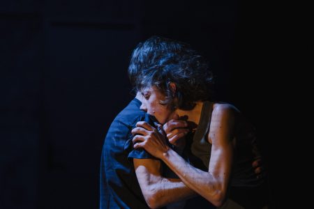 France, Vitry-sur-Seine, 2023-11-22. Le spectacle Jeanne, mis en scène par Yan Allegret, est acceuilli en co-création à Vitry-sur-Seine par le Théâtre Jean Vilar et le Nouveau Gare au Théâtre. Photographie de Denis Meyer / Hans Lucas.